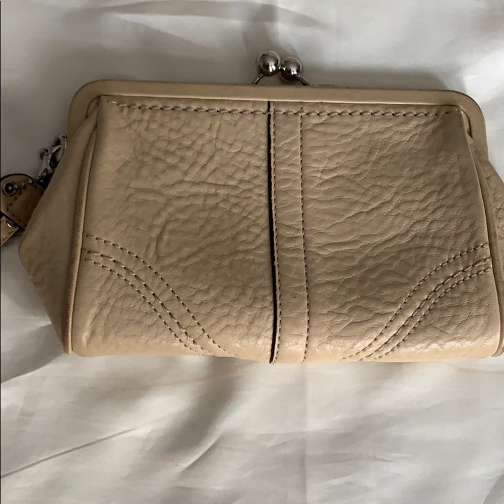 Coach Leather Set - Picture 13 of 16